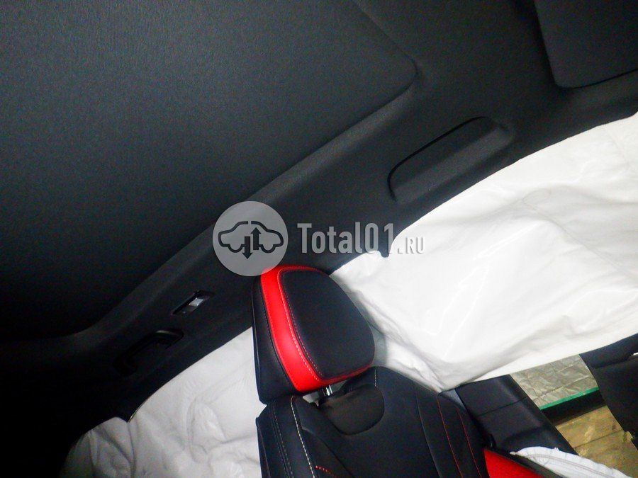 Фото Geely Coolray 54