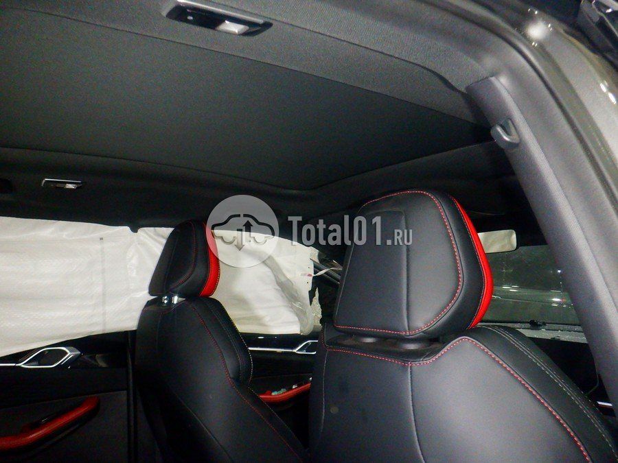 Фото Geely Coolray 72