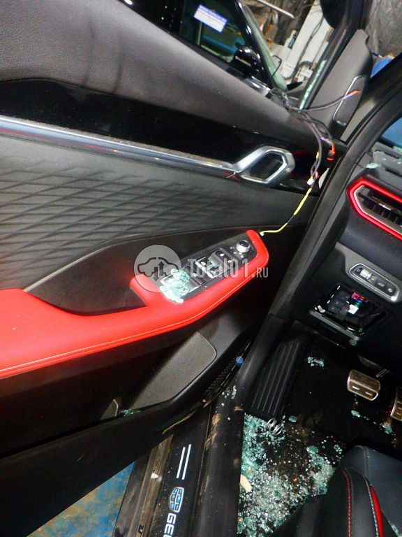 Фото Geely Coolray 88