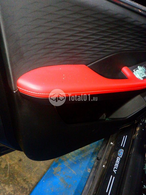 Фото Geely Coolray 90