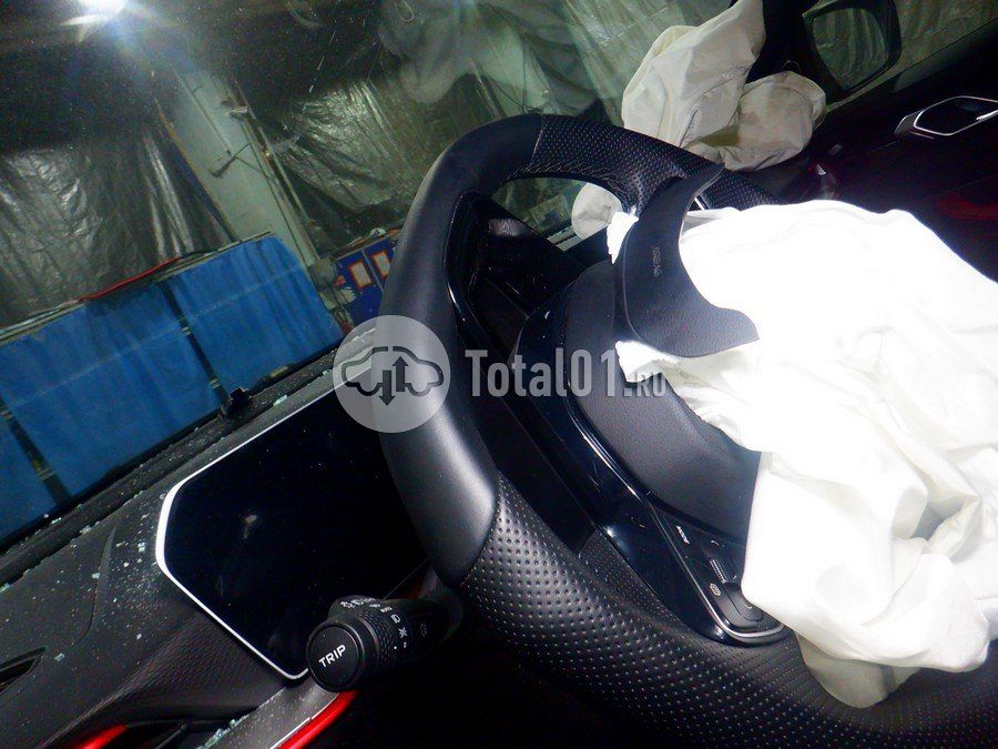 Фото Geely Coolray 100