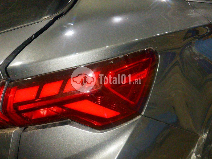 Фото Geely Coolray 152