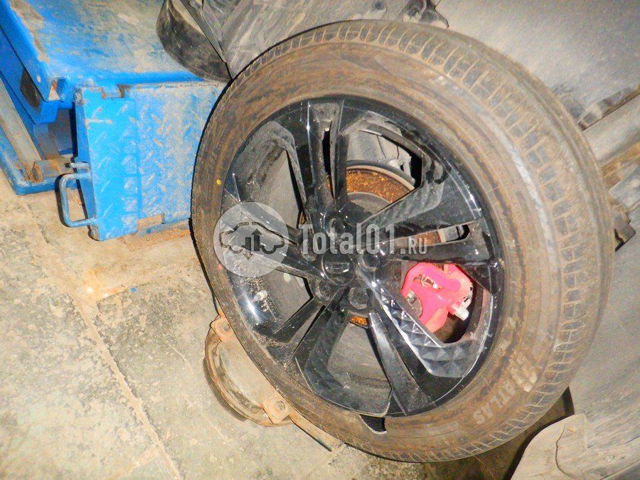 Фото Geely Coolray 176