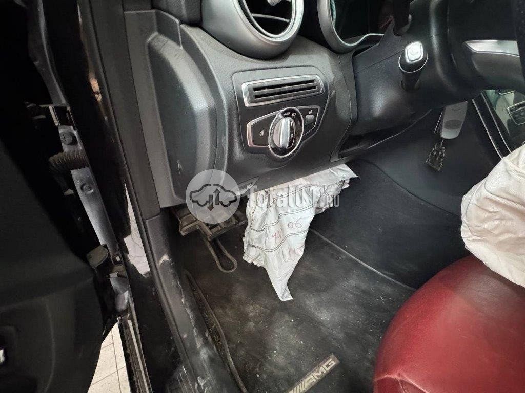 Фото Mercedes-Benz C-класс 606