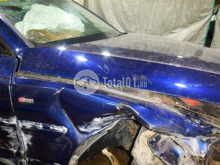 Фото Audi A4 100