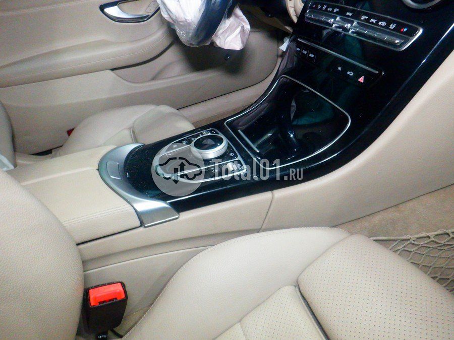 Фото Mercedes-Benz C-класс 42