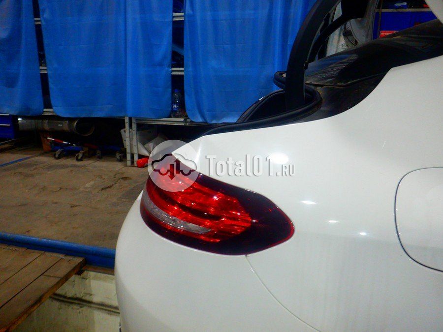 Фото Mercedes-Benz C-класс 106