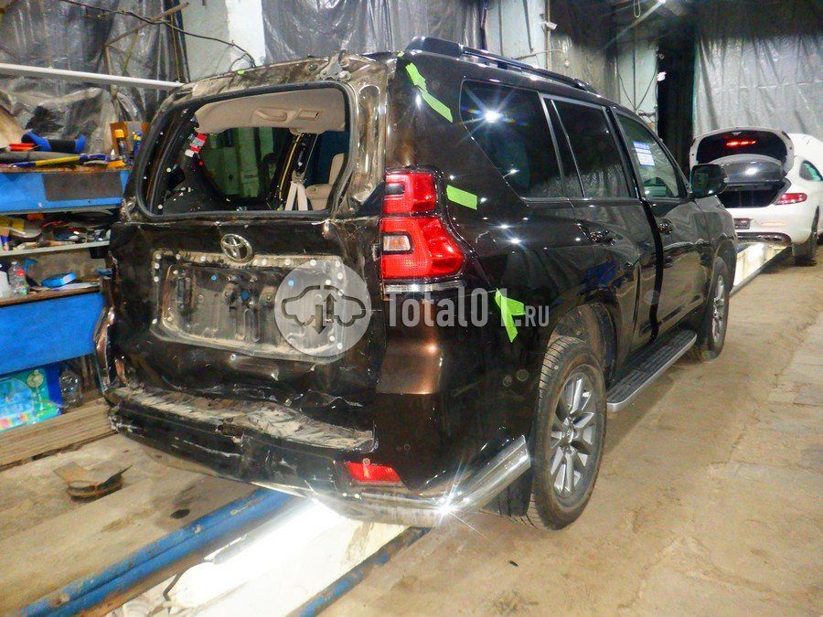 Фото Toyota Land Cruiser Prado 14