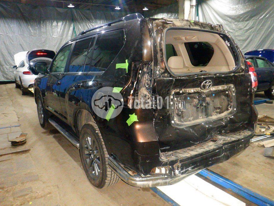 Фото Toyota Land Cruiser Prado 16