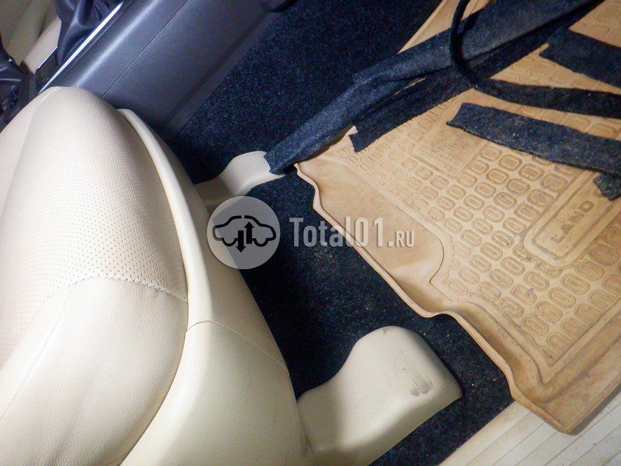 Фото Toyota Land Cruiser Prado 32