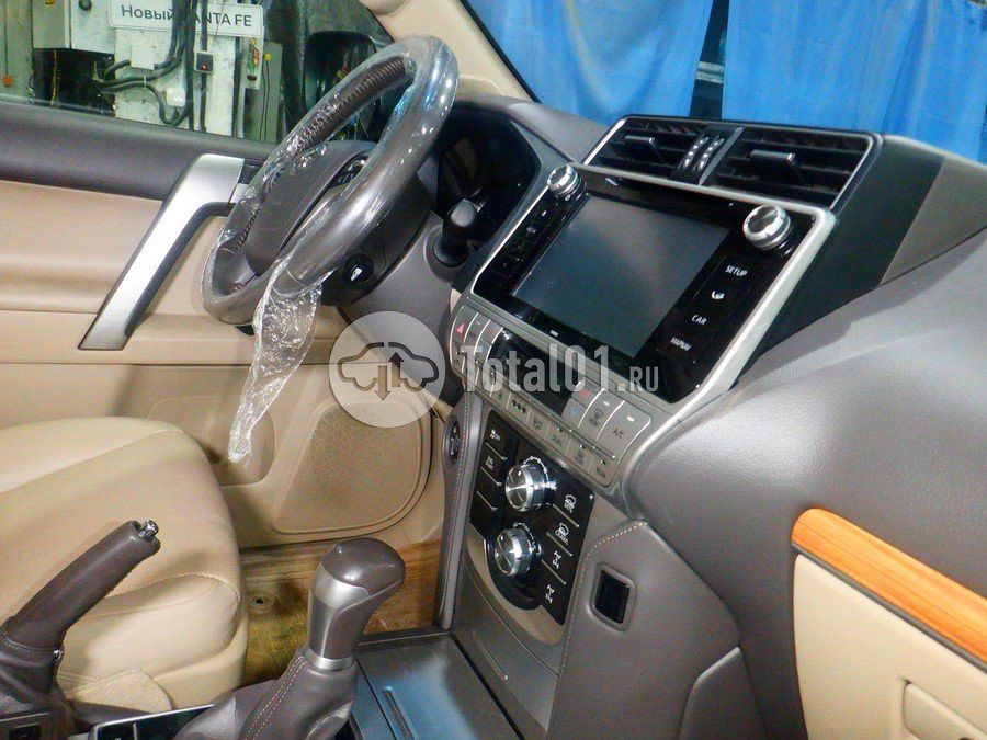 Фото Toyota Land Cruiser Prado 36