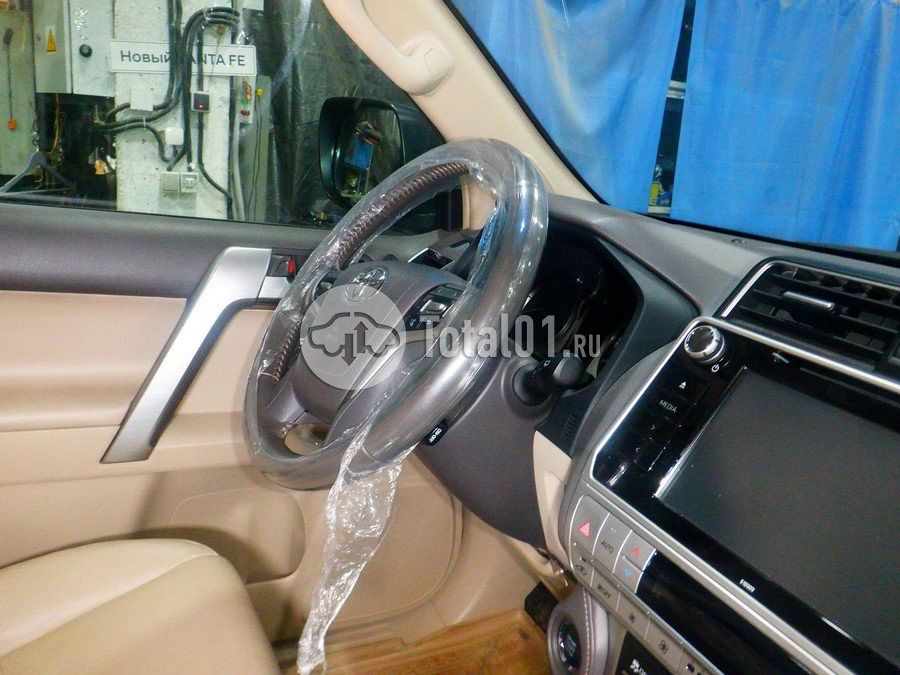 Фото Toyota Land Cruiser Prado 38
