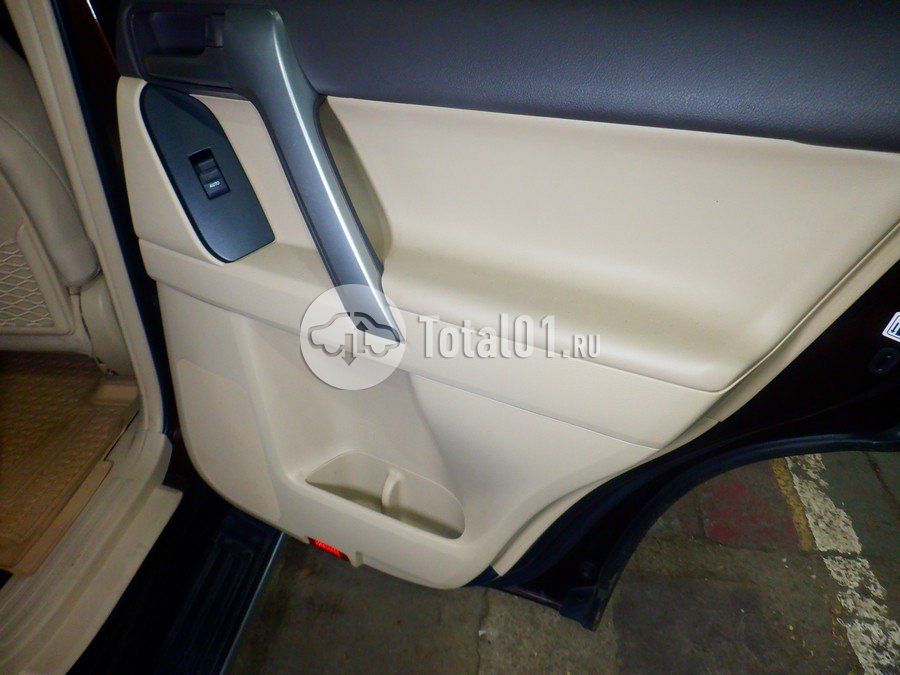 Фото Toyota Land Cruiser Prado 52