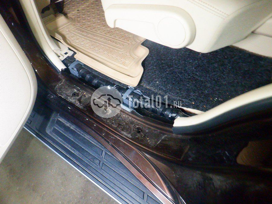 Фото Toyota Land Cruiser Prado 82