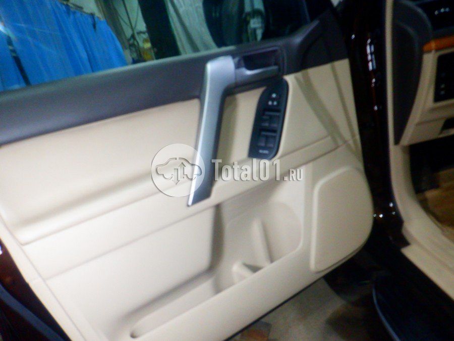 Фото Toyota Land Cruiser Prado 86