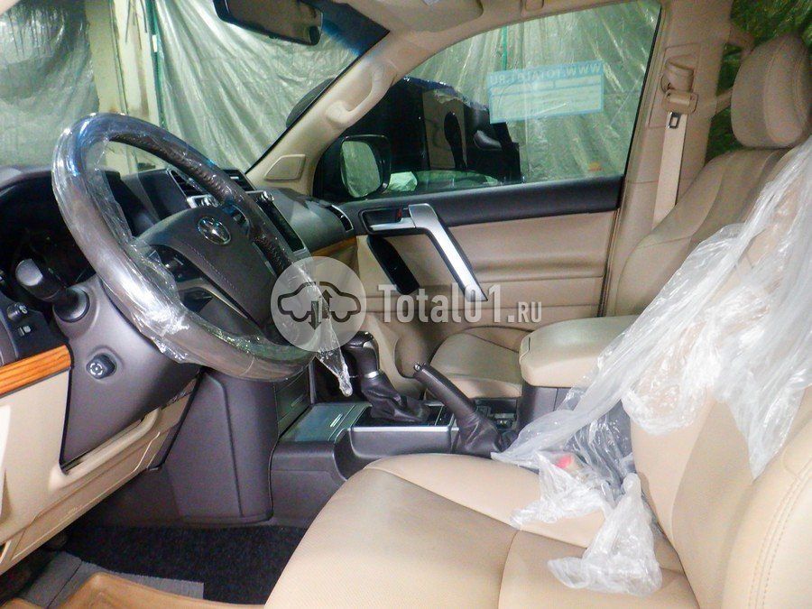 Фото Toyota Land Cruiser Prado 88