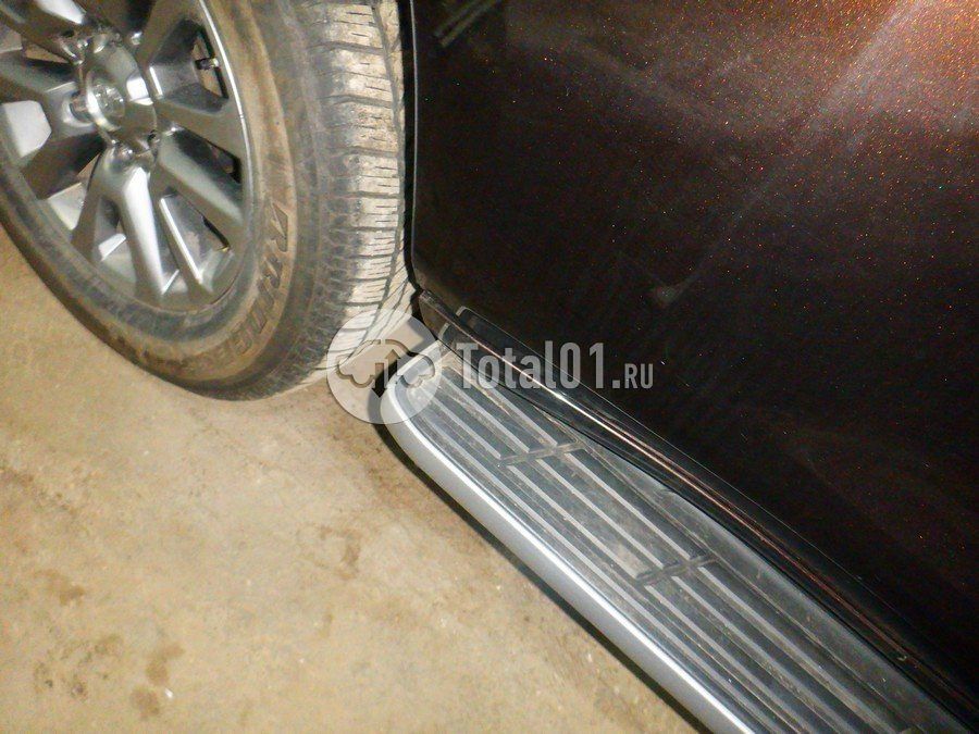 Фото Toyota Land Cruiser Prado 112