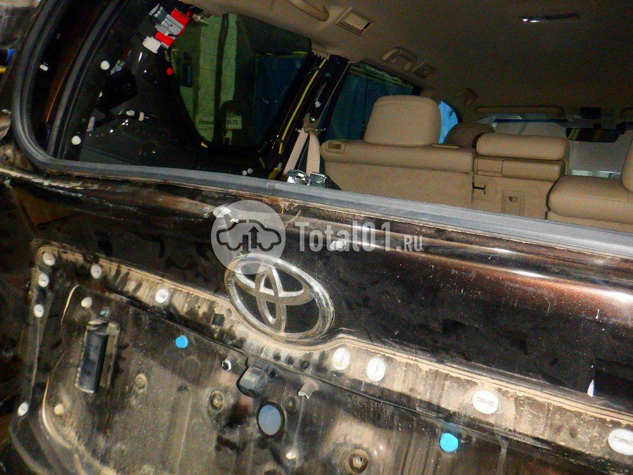 Фото Toyota Land Cruiser Prado 138