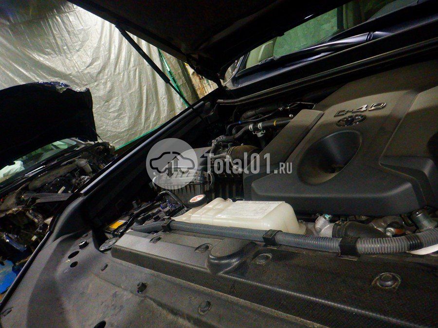 Фото Toyota Land Cruiser Prado 214