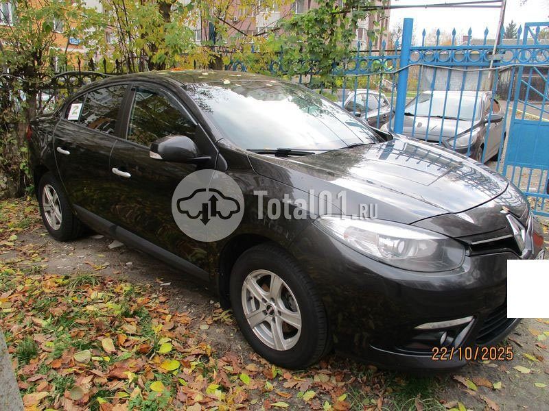 Фото Renault Fluence 12