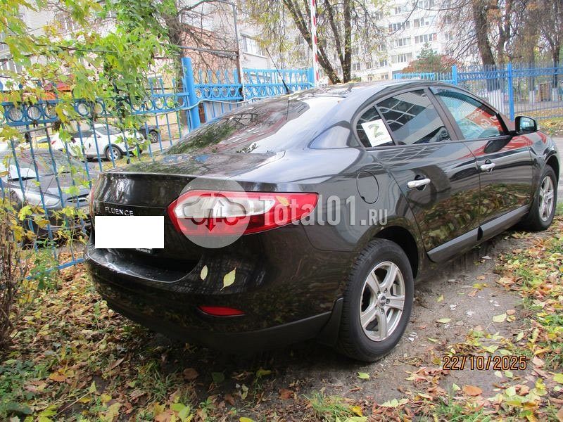 Фото Renault Fluence 16