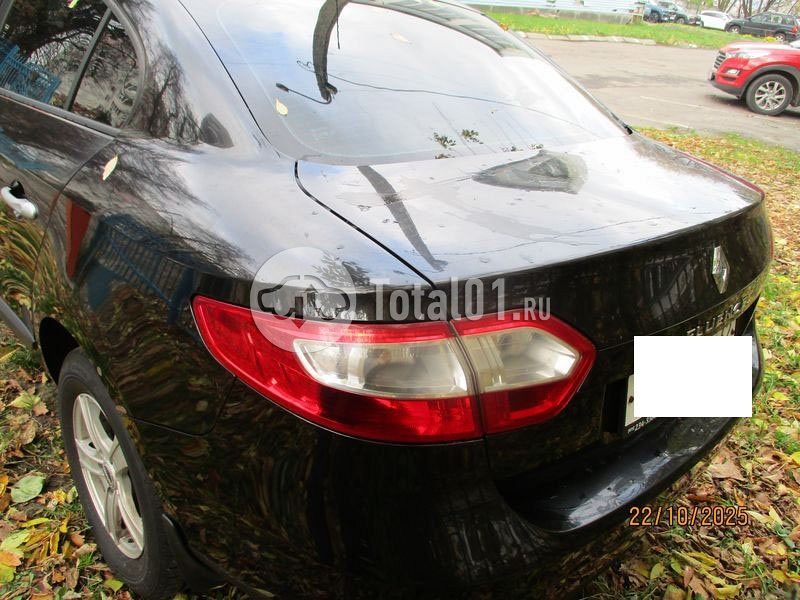Фото Renault Fluence 18