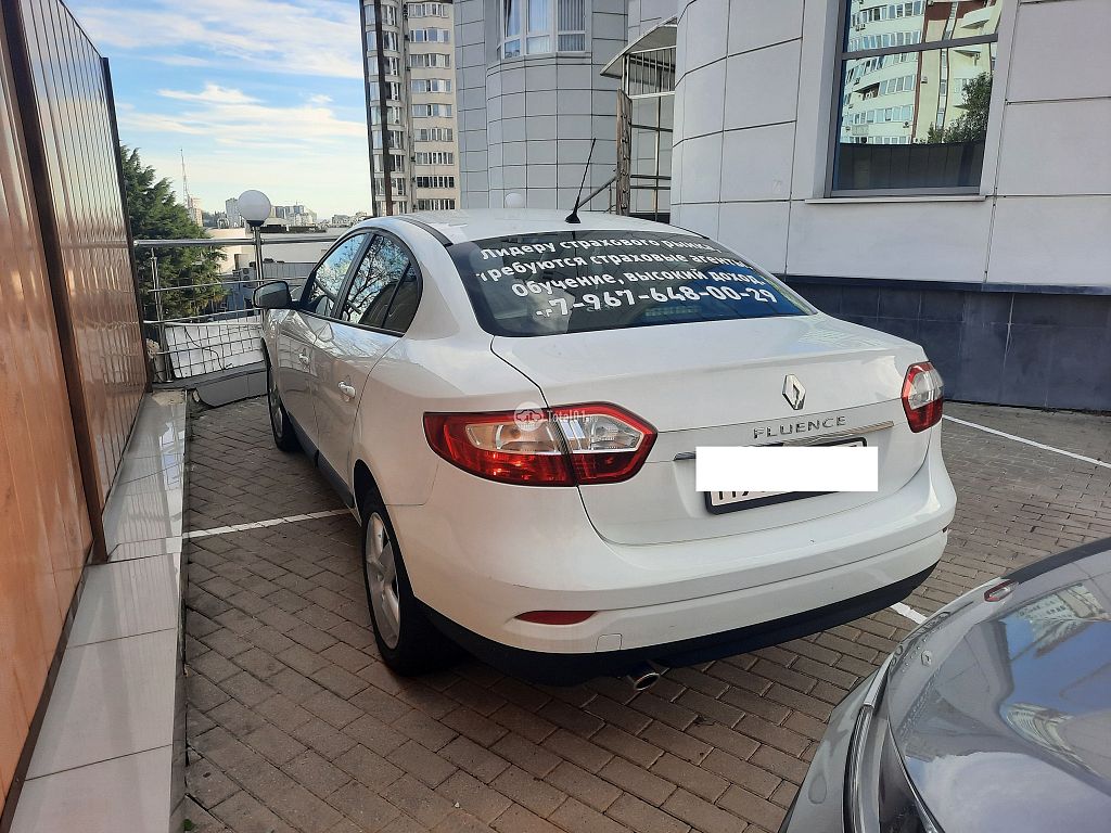 Фото Renault Fluence 8