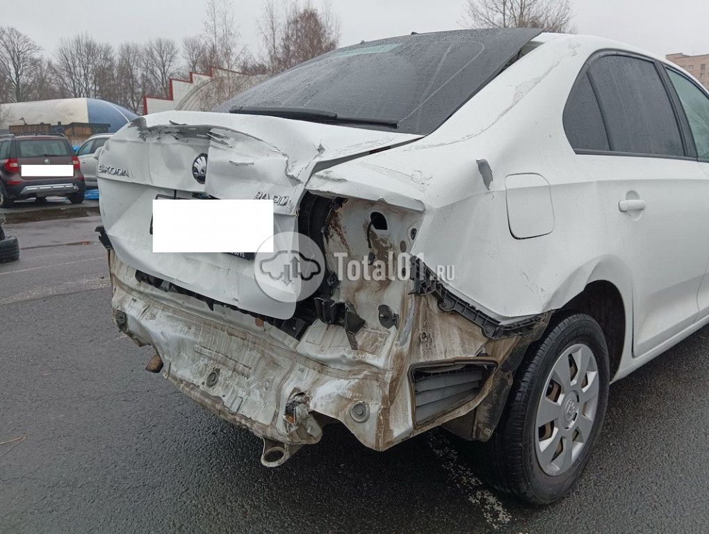 Фото Skoda Rapid 64