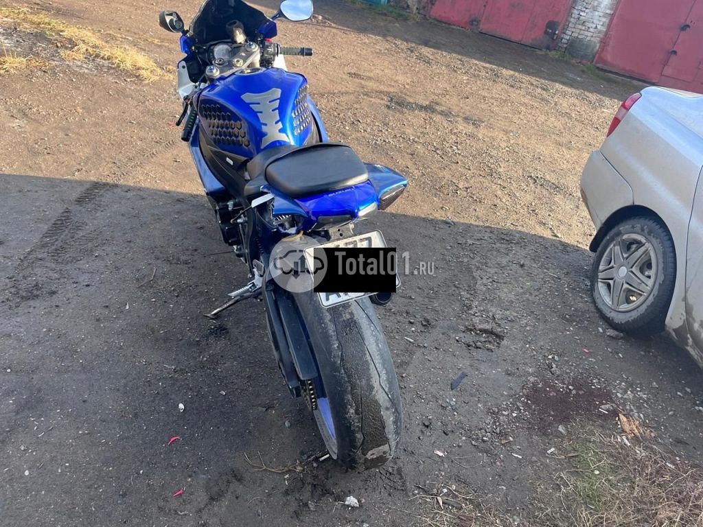 Фото Suzuki GSX-R600 6