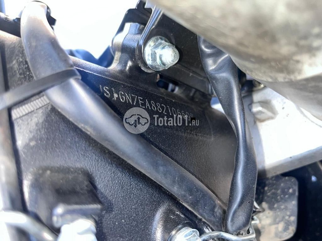 Фото Suzuki GSX-R600 38