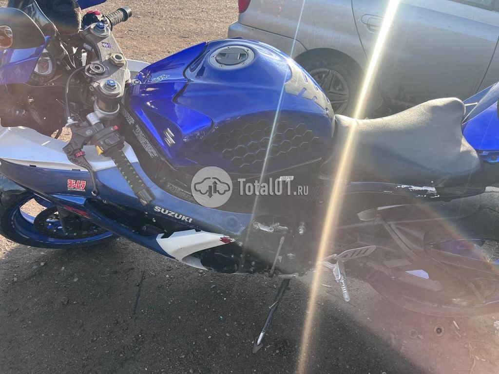 Фото Suzuki GSX-R600 42