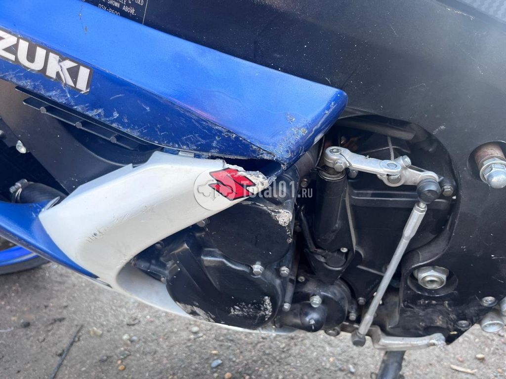 Фото Suzuki GSX-R600 44