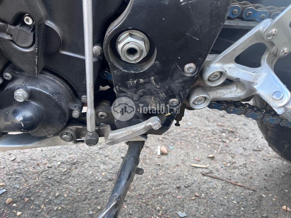 Фото Suzuki GSX-R600 50