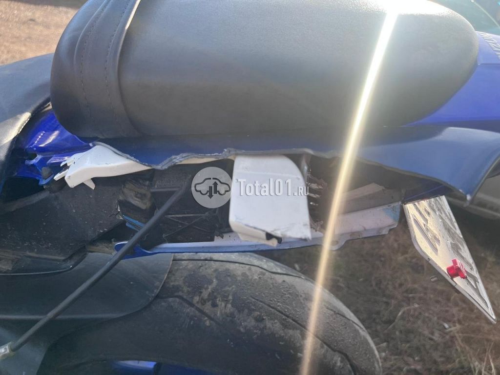 Фото Suzuki GSX-R600 80