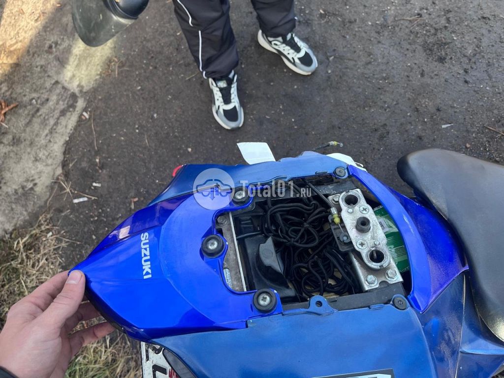 Фото Suzuki GSX-R600 108