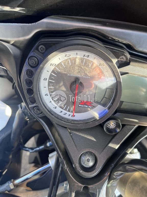 Фото Suzuki GSX-R600 114