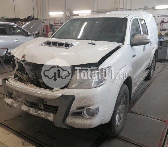 Фото Toyota Hilux 2