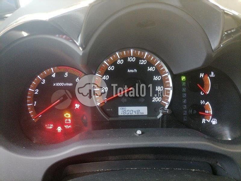 Фото Toyota Hilux 10