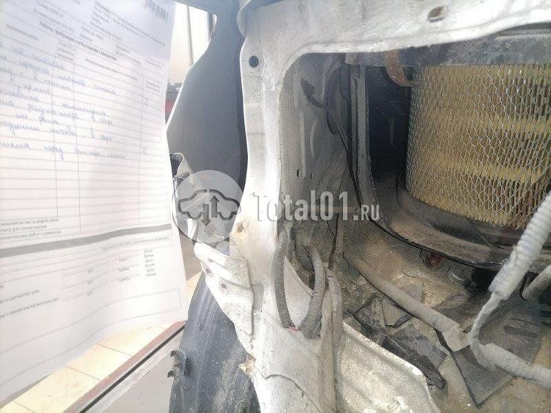 Фото Toyota Hilux 28