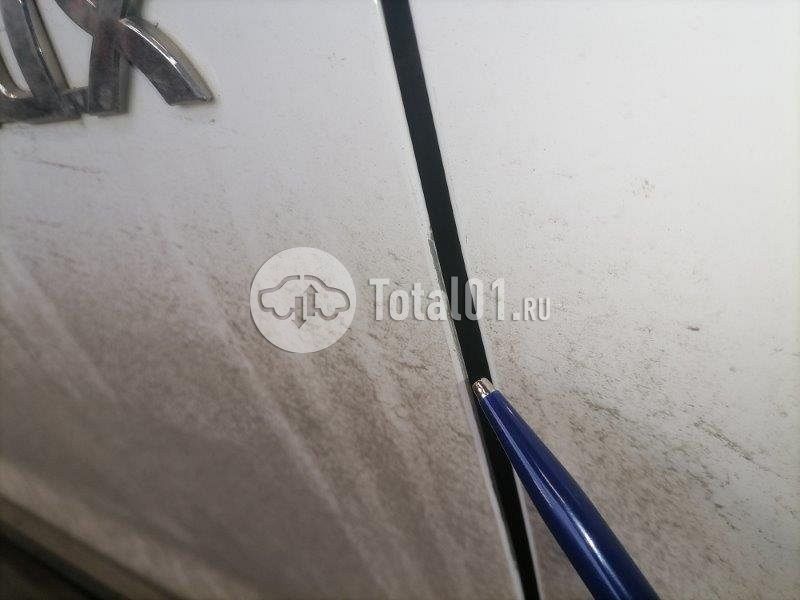 Фото Toyota Hilux 90