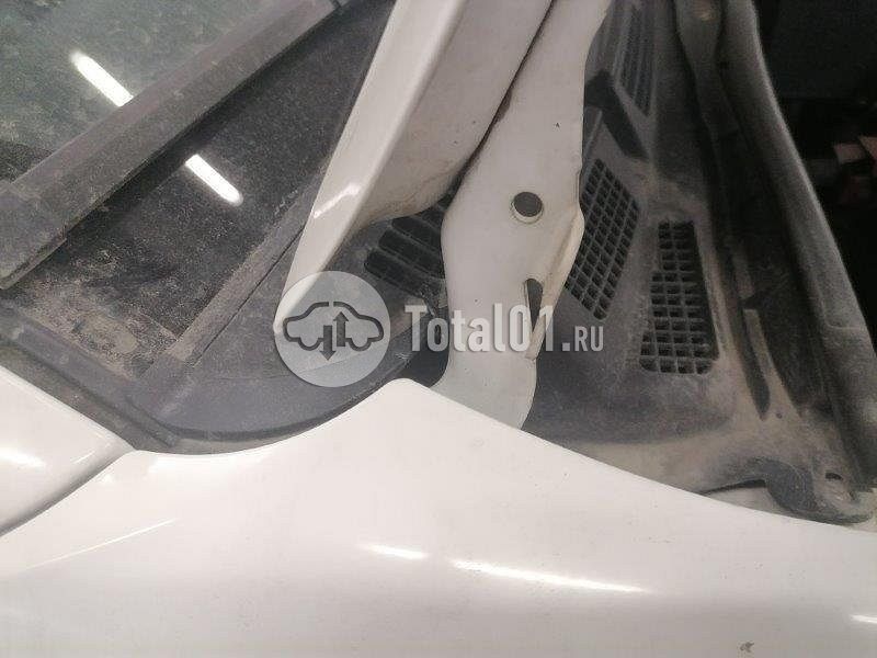 Фото Toyota Hilux 180