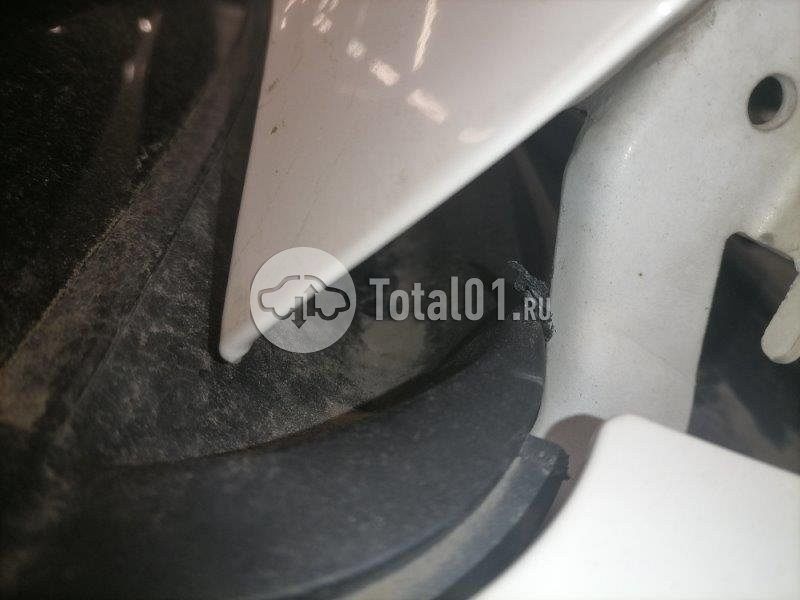 Фото Toyota Hilux 182