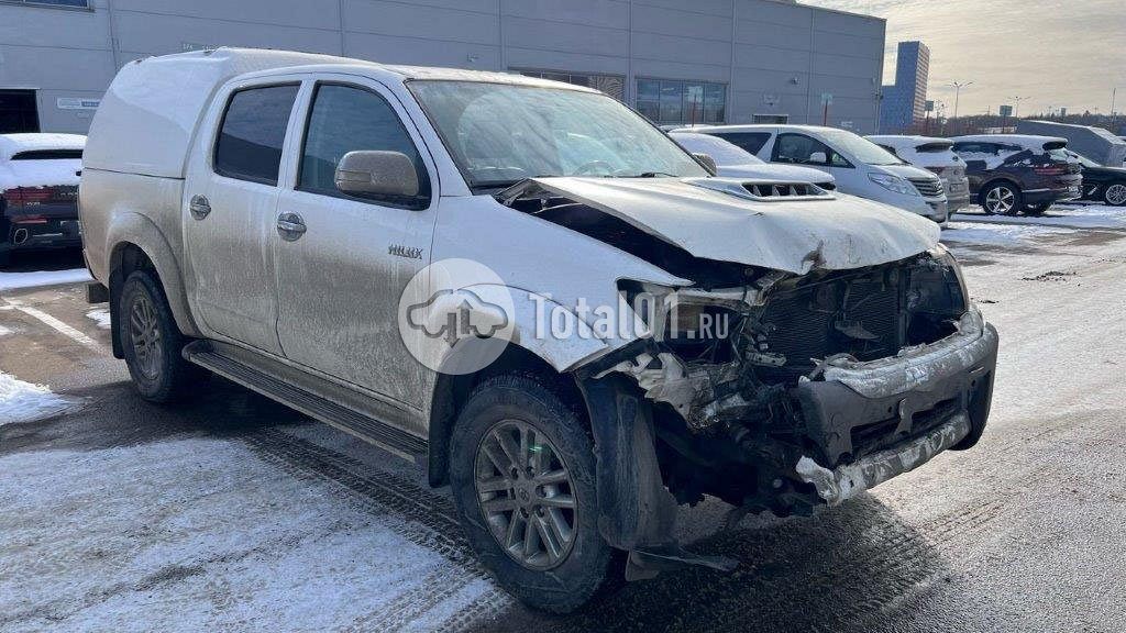 Фото Toyota Hilux 262