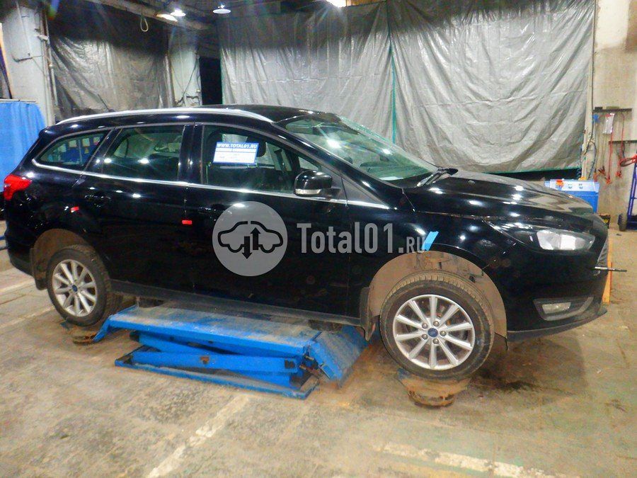 Фото Ford Focus 8