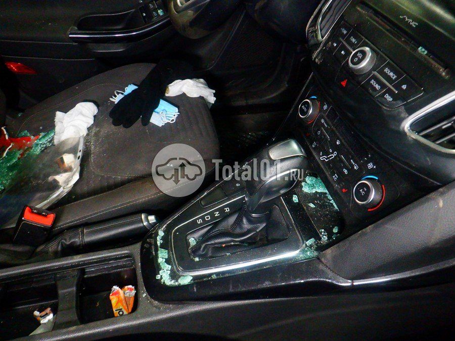 Фото Ford Focus 32