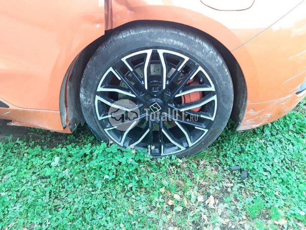 Фото Zeekr 001 54