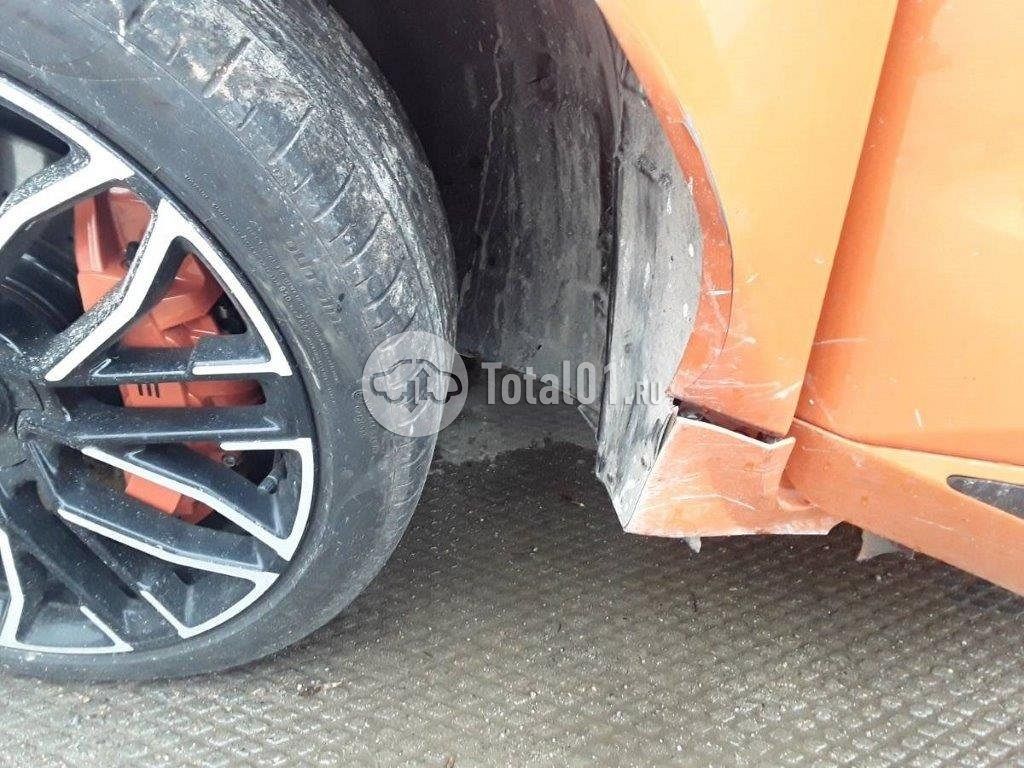 Фото Zeekr 001 80