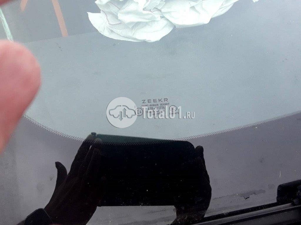 Фото Zeekr 001 148