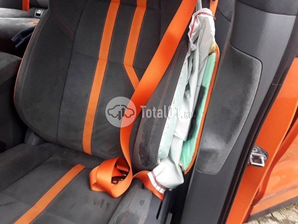 Фото Zeekr 001 164