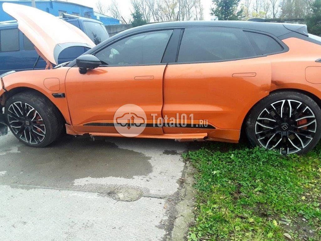 Фото Zeekr 001 314